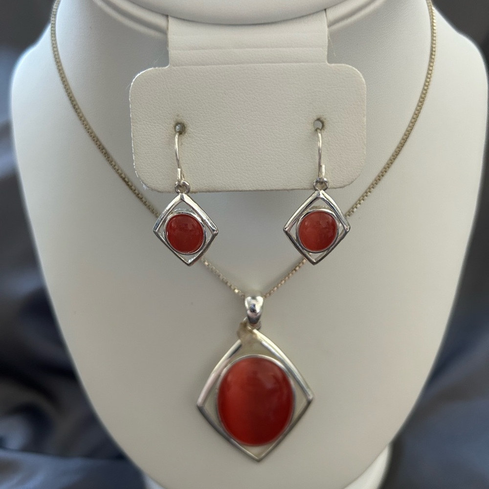 Vintage Silver Jewelry Set featuring coral stones
